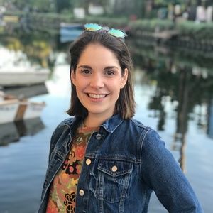 Meet your Posher, Carrie